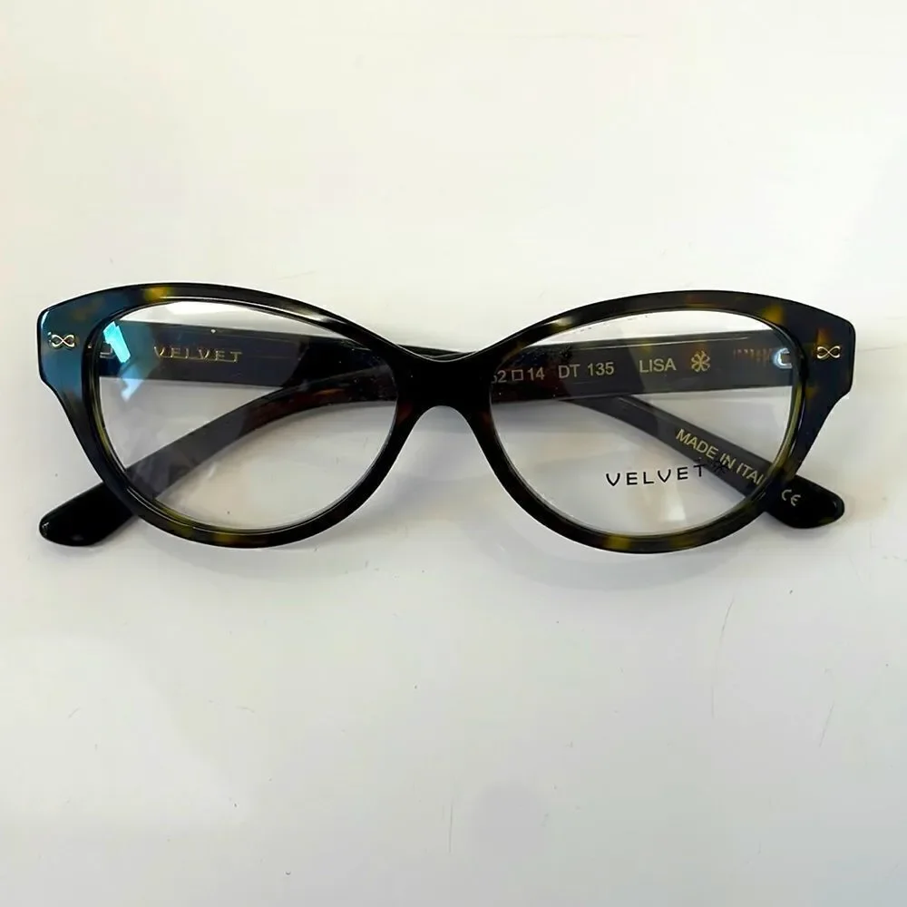 Velvet Eyewear LISA Tortoise